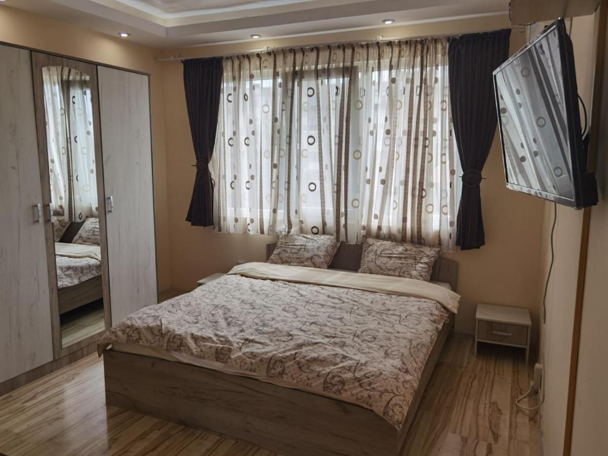 Апартамент Дани Apartament Dani Kazanlak Exterior photo